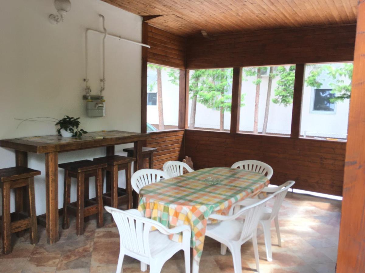 Honvéd apartmanház Balatonlelle Exterior foto